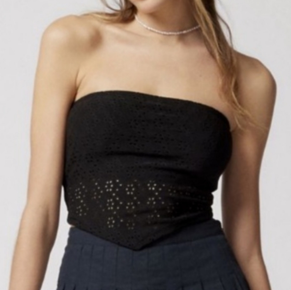 Urban Outfitters Alanis Black Eyelet Tube Top